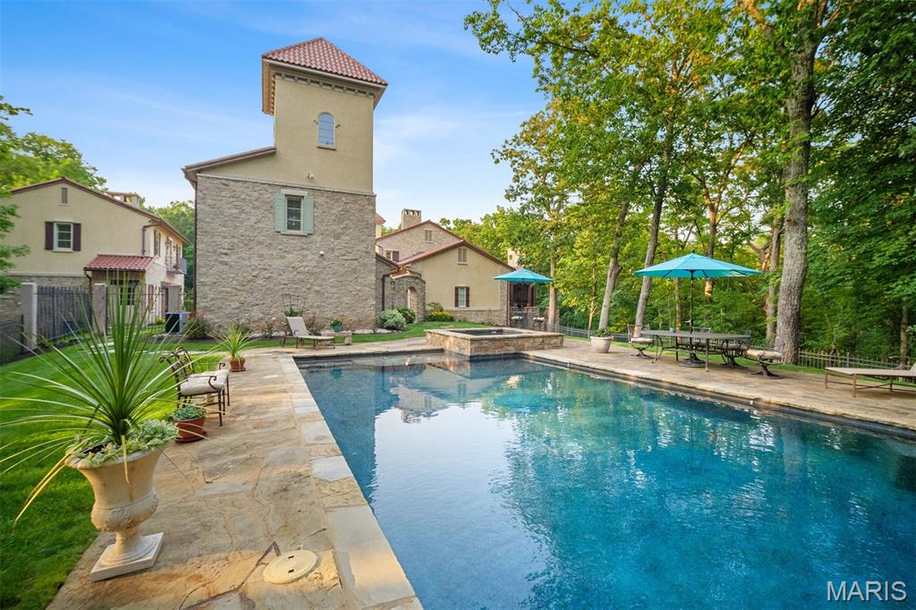 Bluffs - Residential