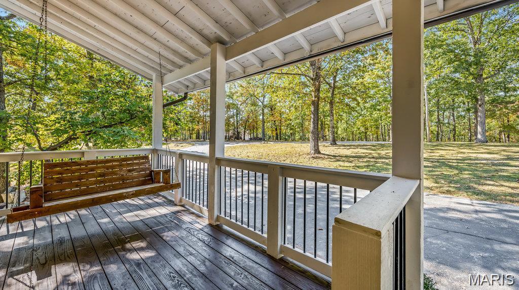 105 Grand Oaks Estate