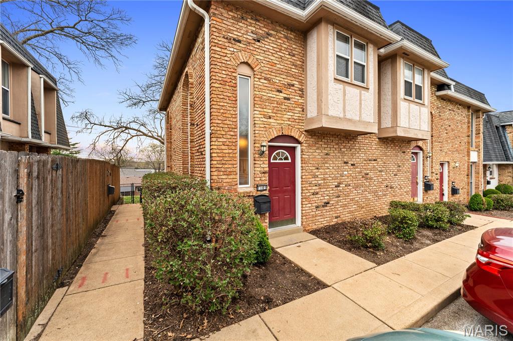 Villas On Olive Condo - Residential