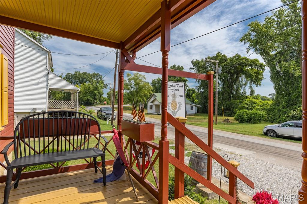 n/a - Commercial Sale