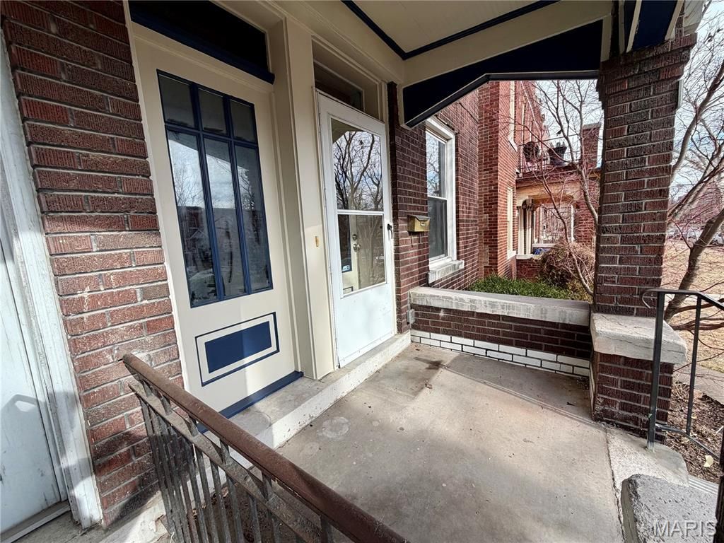 Photo of 4139 Shaw Boulevard, St Louis, MO 63110 (MLS # 26003161)