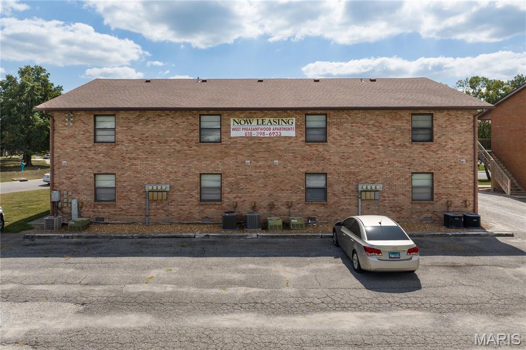 1 Pheasantwood Drive