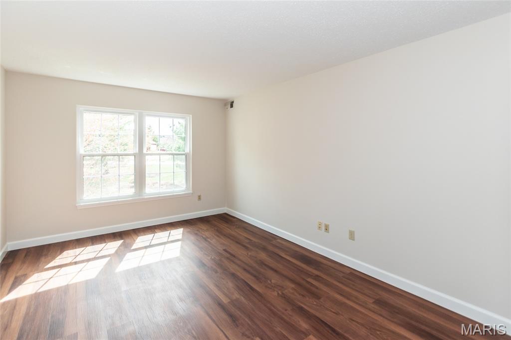 Parkway Gardens Village 1 Condo - Residential