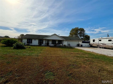 Photo of 12850 Saverton Drive, Saverton, MO 63467 (MLS # 26068535)