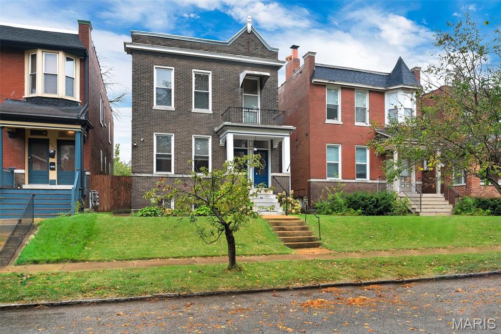 Photo of 748 Dover Place, St Louis, MO 63111 (MLS # 26066417)
