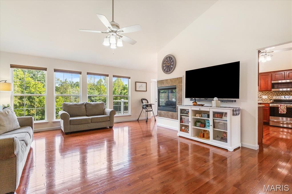 1808 Hawk Pointe Drive