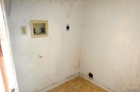 Tiny photo for 1545 Greenfield Crossing Court, Ballwin, MO 63021 (MLS # 26010606)