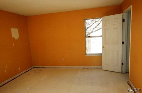 Tiny photo for 1545 Greenfield Crossing Court, Ballwin, MO 63021 (MLS # 26010606)