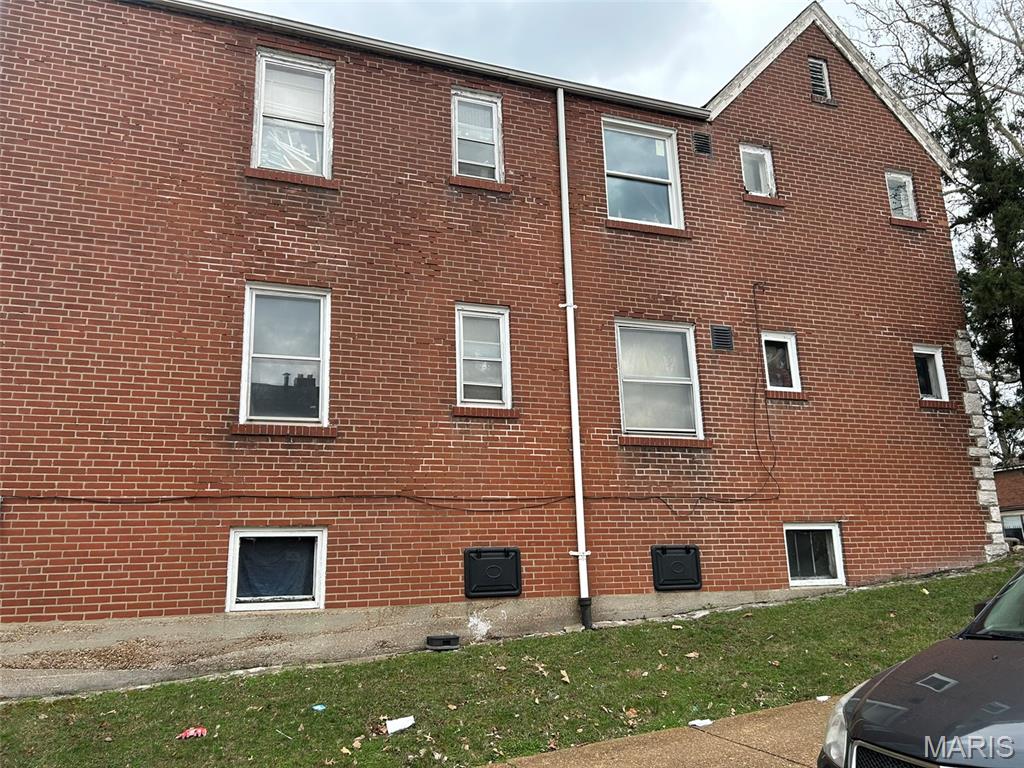 6045 W Florissant Avenue