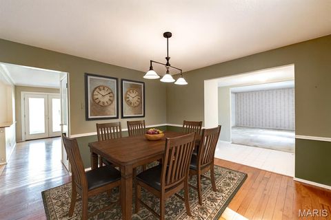 Tiny photo for 707 Bitterfield Drive, Ballwin, MO 63011 (MLS # 25072930)