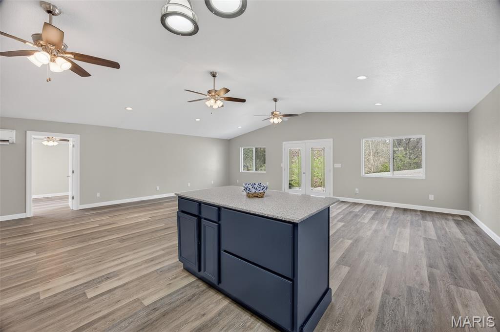 HURRICANE DECK NO 3 - Residential