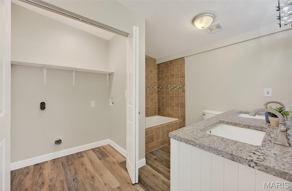 HURRICANE DECK NO 3 - Residential