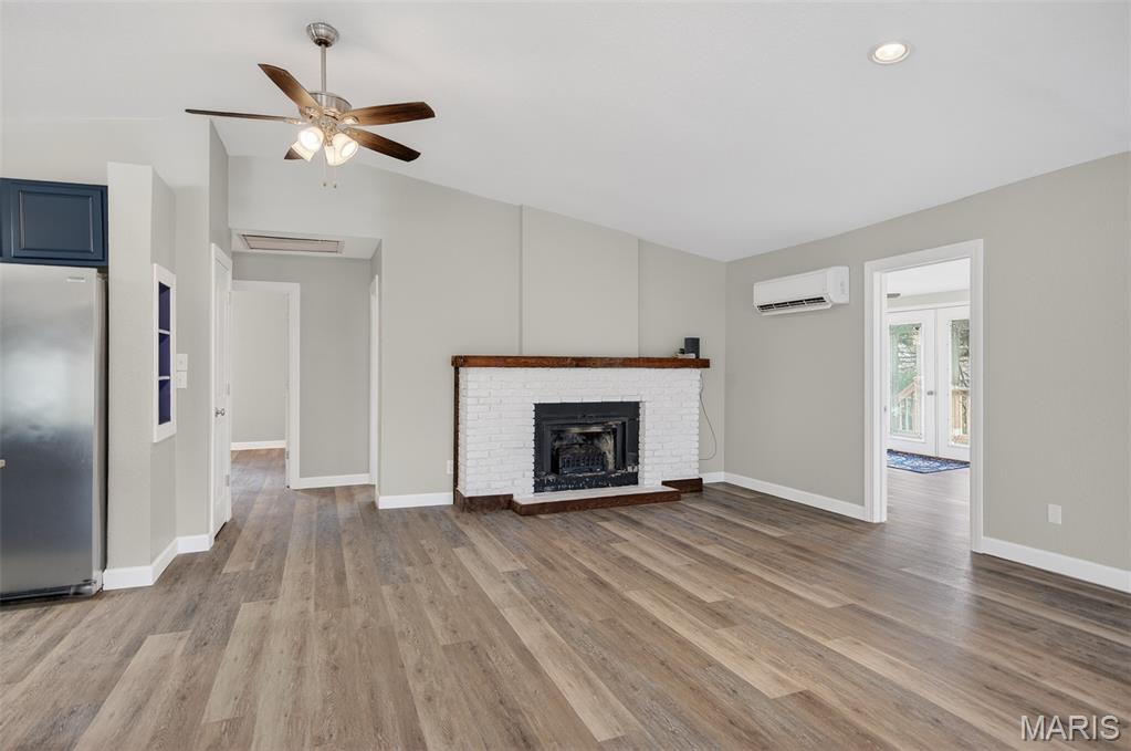 HURRICANE DECK NO 3 - Residential