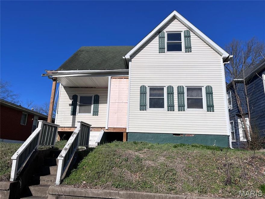 Are you ready for a project? Say no more! With quick access to William and Independence Streets, this property is just waiting for you to come finish it out! It's a shell with new studs, new stairs, and new electric panel. Shell will need electric and plumbing run and a new water heater. Old carpet has been removed.  Features alley access and a detached garage in back yard.