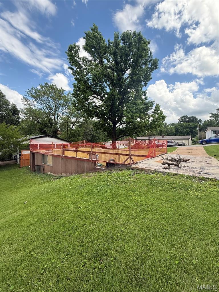 5123 Ville Donna Lane