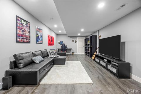 Tiny photo for 2021 Brook Hill Court, Chesterfield, MO 63017 (MLS # 25069021)