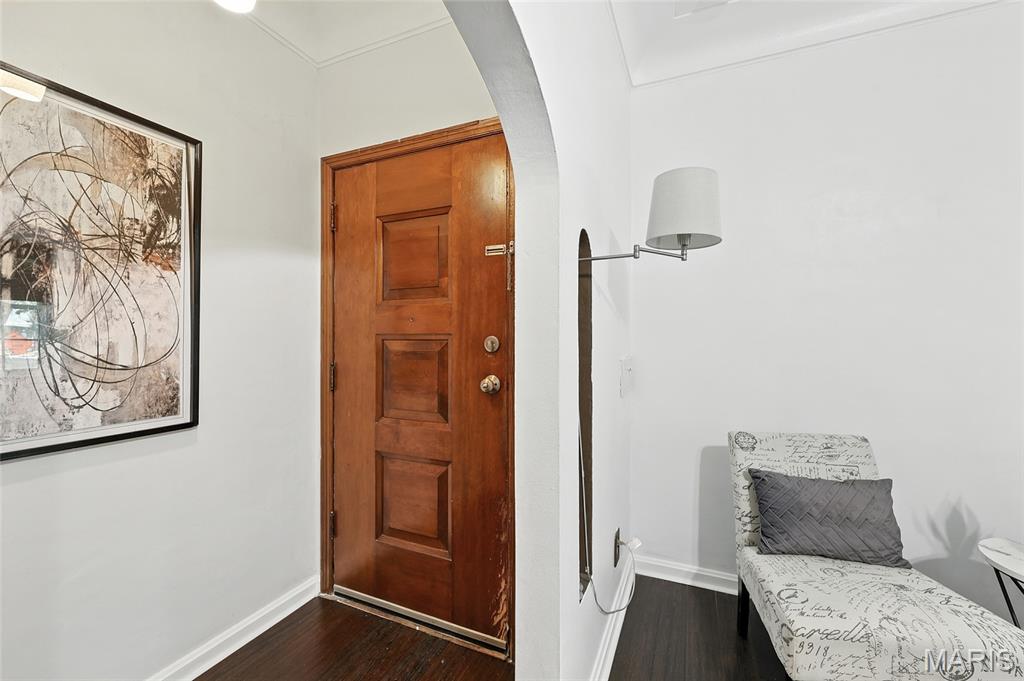 St Louis, Missouri 63114, United States, 3 Bedrooms Bedrooms, ,2 BathroomsBathrooms,Residential,Pending,189908