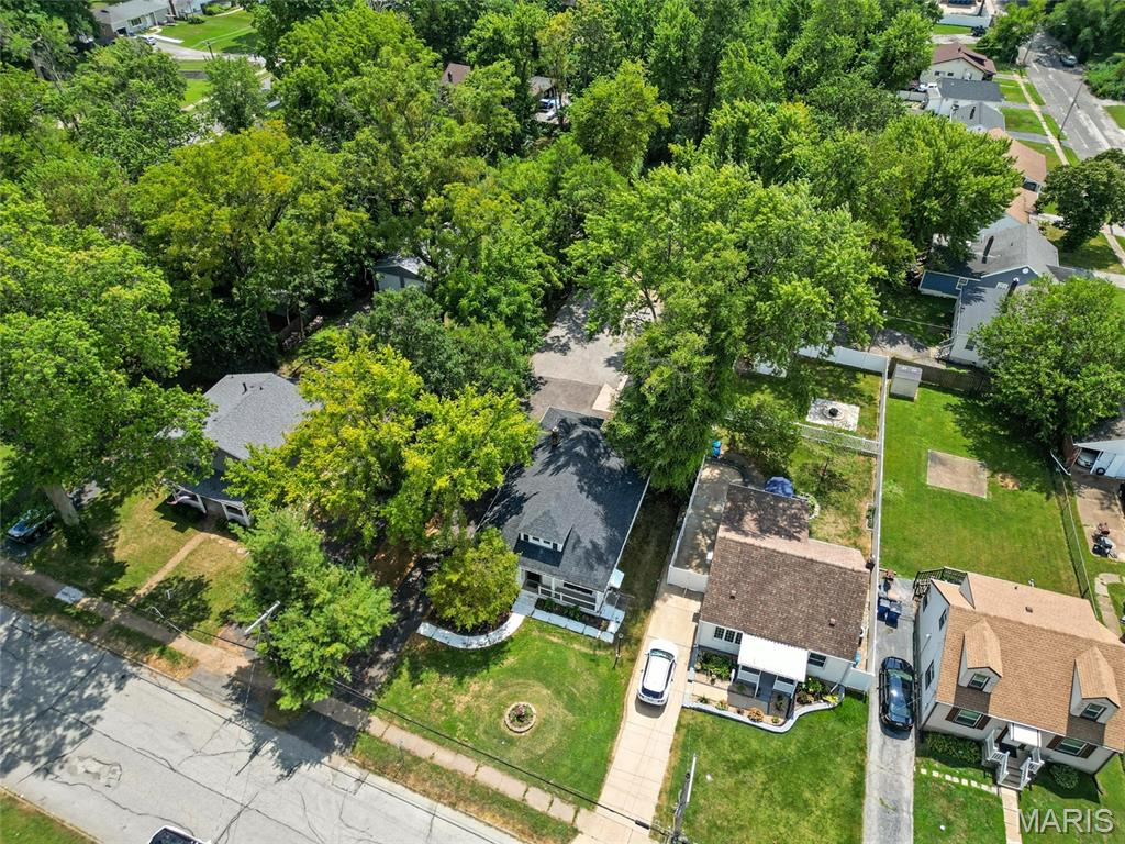 St Louis, Missouri 63114, United States, 3 Bedrooms Bedrooms, ,2 BathroomsBathrooms,Residential,Pending,189908