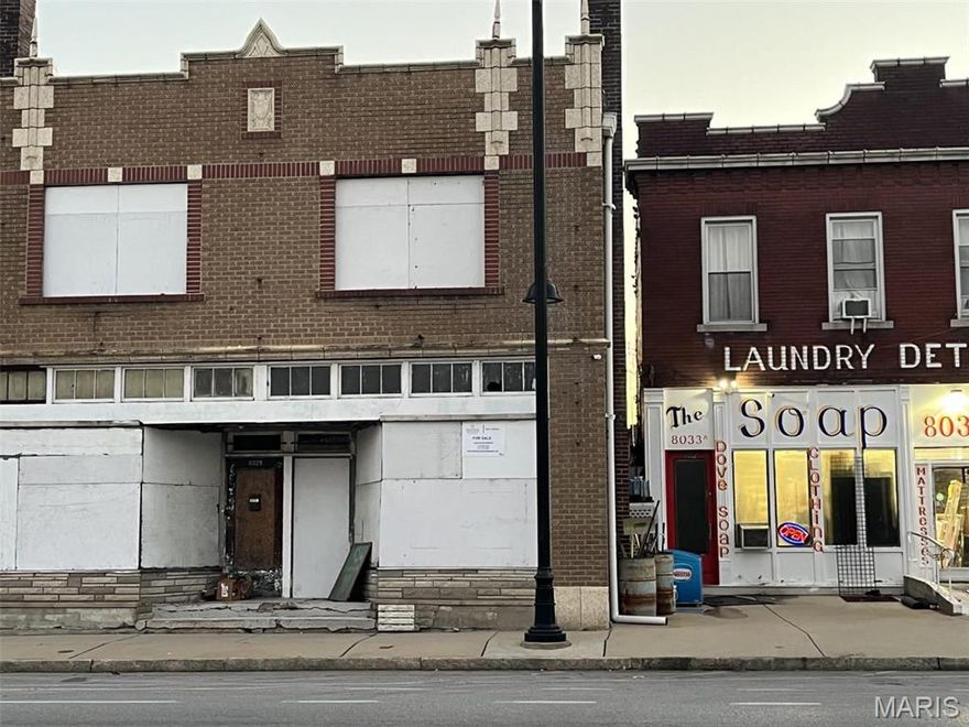 Two car Garage in the rear. owner will  finance with down payment. use to be an auto body shop. total gut in side . Zoning description, Local Commercial and Office-G Location: City, High Traffic
seller will sell booth building for 160,000 are best offer.