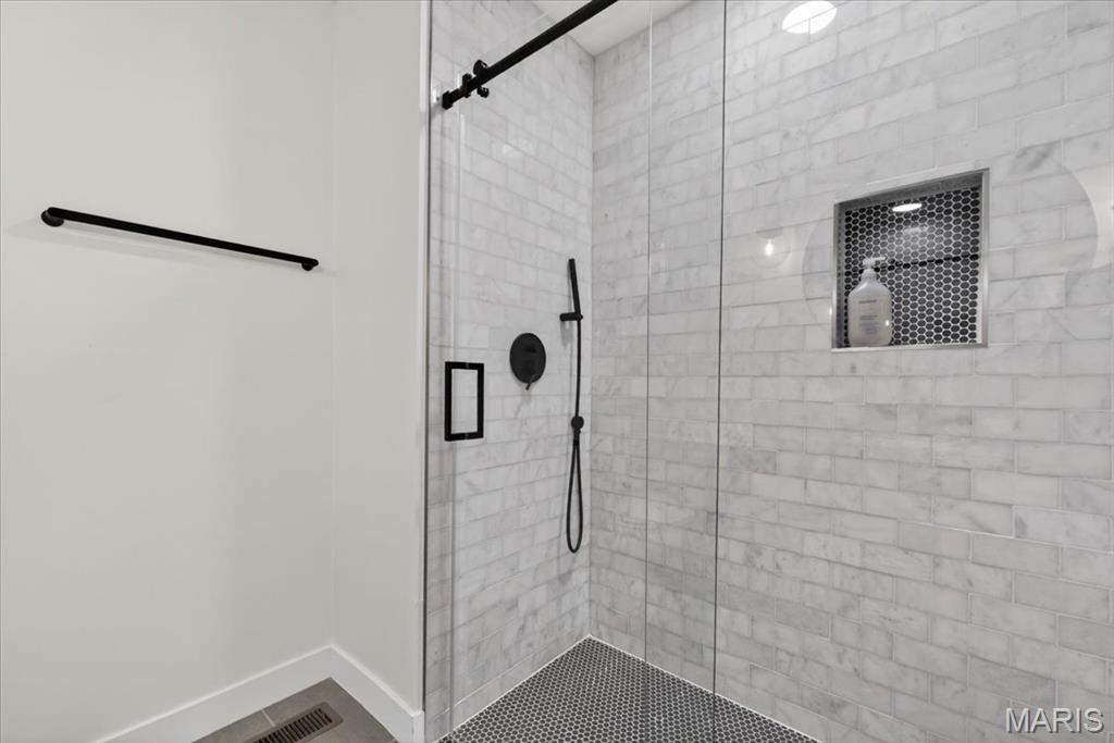 Clayton Gardens 4 - Residential