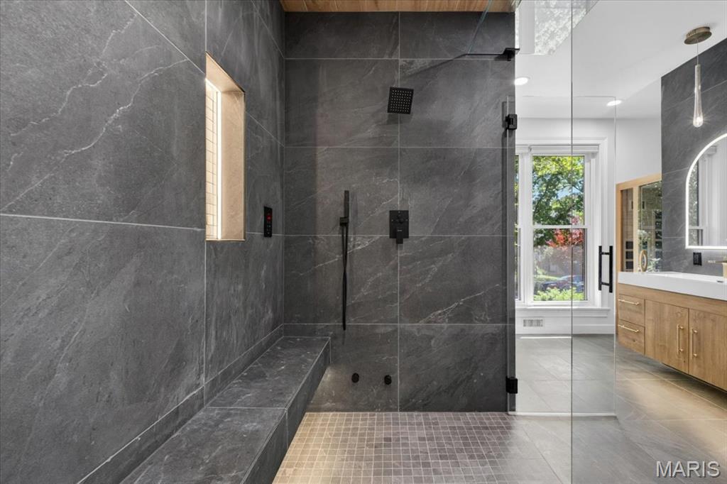 Clayton Gardens 4 - Residential