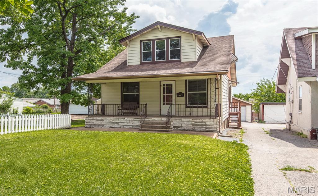 Grand Meramec Heights Add - Residential