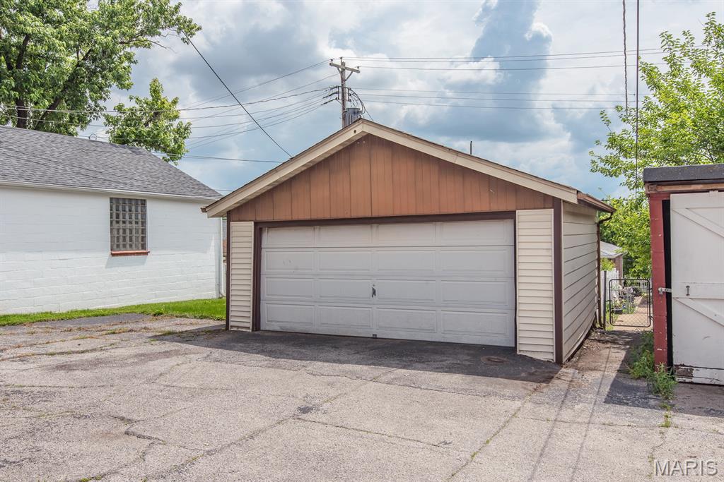 Grand Meramec Heights Add - Residential