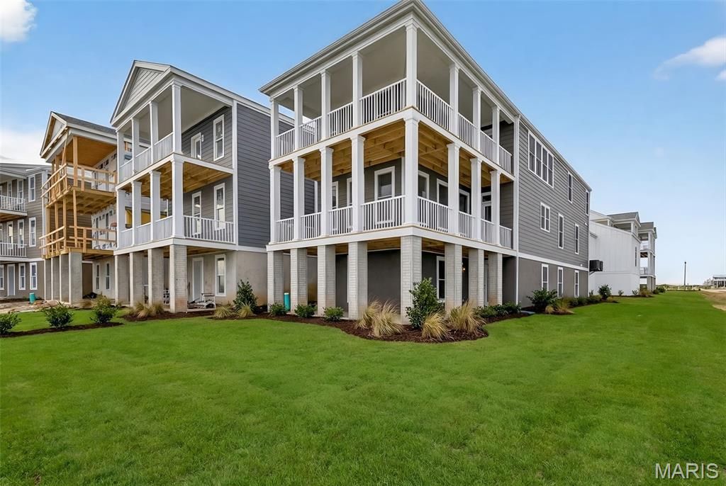 Photo of 210 Marais Temps Clair Way, St Charles, MO 63301 (MLS # 25080062)