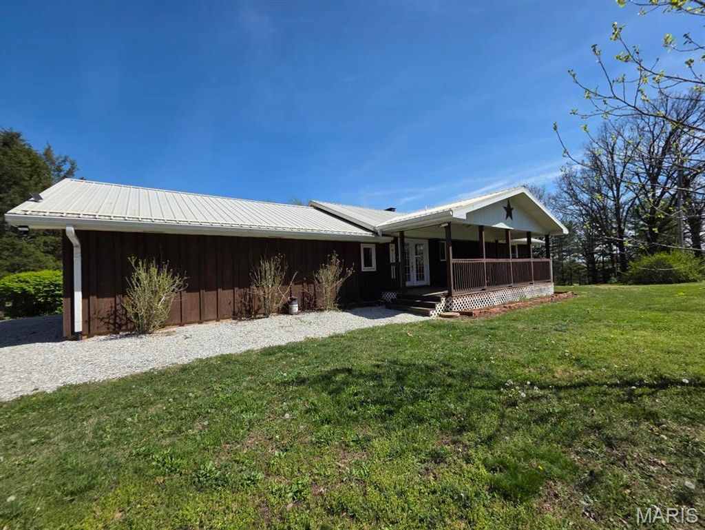 Photo of 966 Cleveland Road, Houston, MO 65483 (MLS # 26020939)