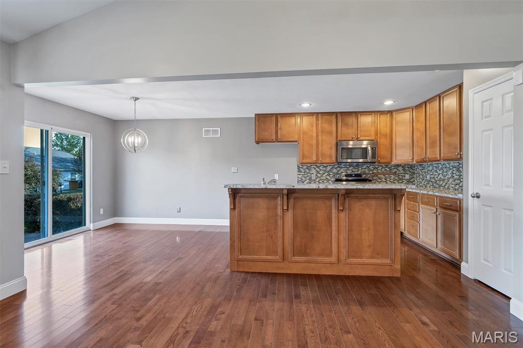10300 Fairway Drive