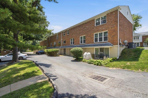 Tiny photo for 13423 Forestlac Drive, Chesterfield, MO 63141 (MLS # 26067355)