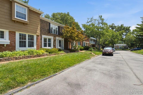 Tiny photo for 13423 Forestlac Drive, Chesterfield, MO 63141 (MLS # 26067355)