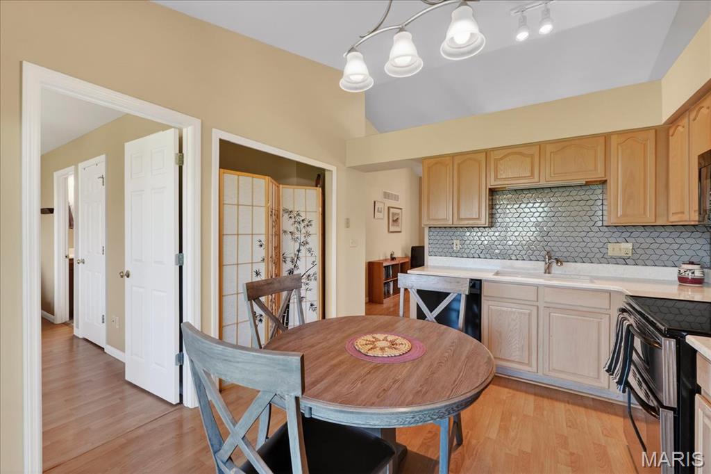 Southern Manor - Residential