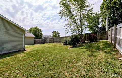 Tiny photo for 281 West Avenue, Winfield, MO 63389 (MLS # 25055442)
