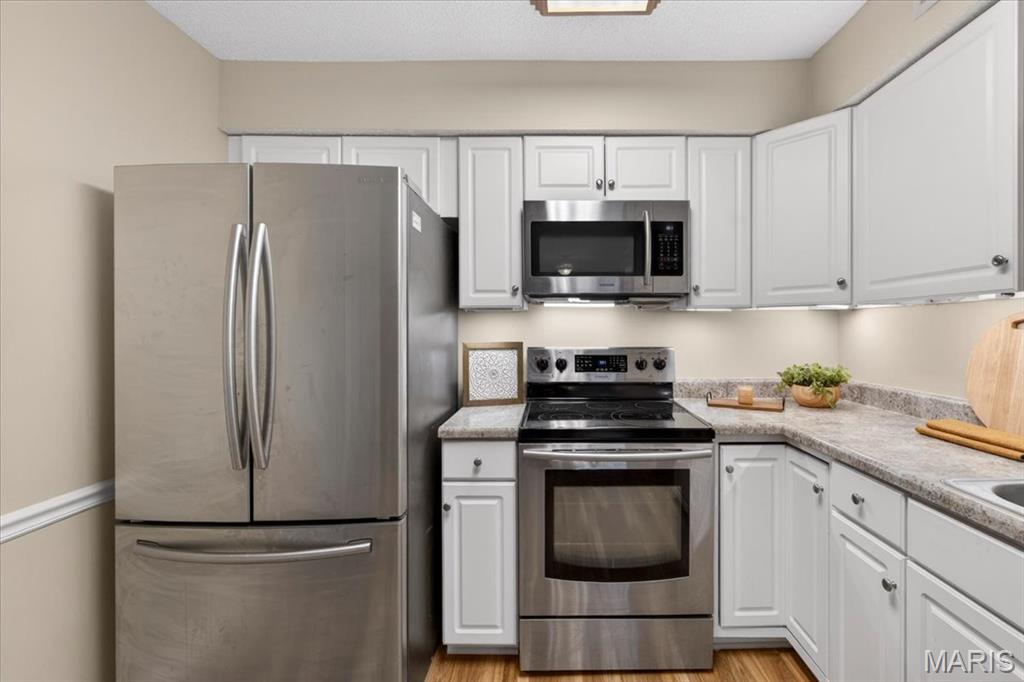 Victoria Crossing Condo Ph Two - Residential
