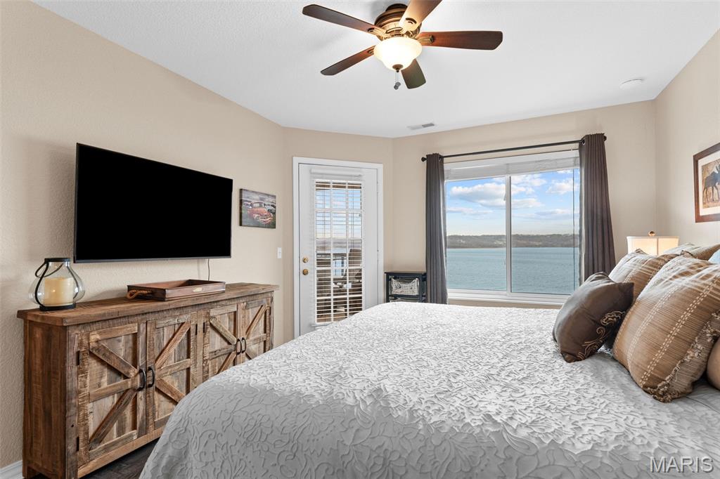 Emerald Pointe - Residential