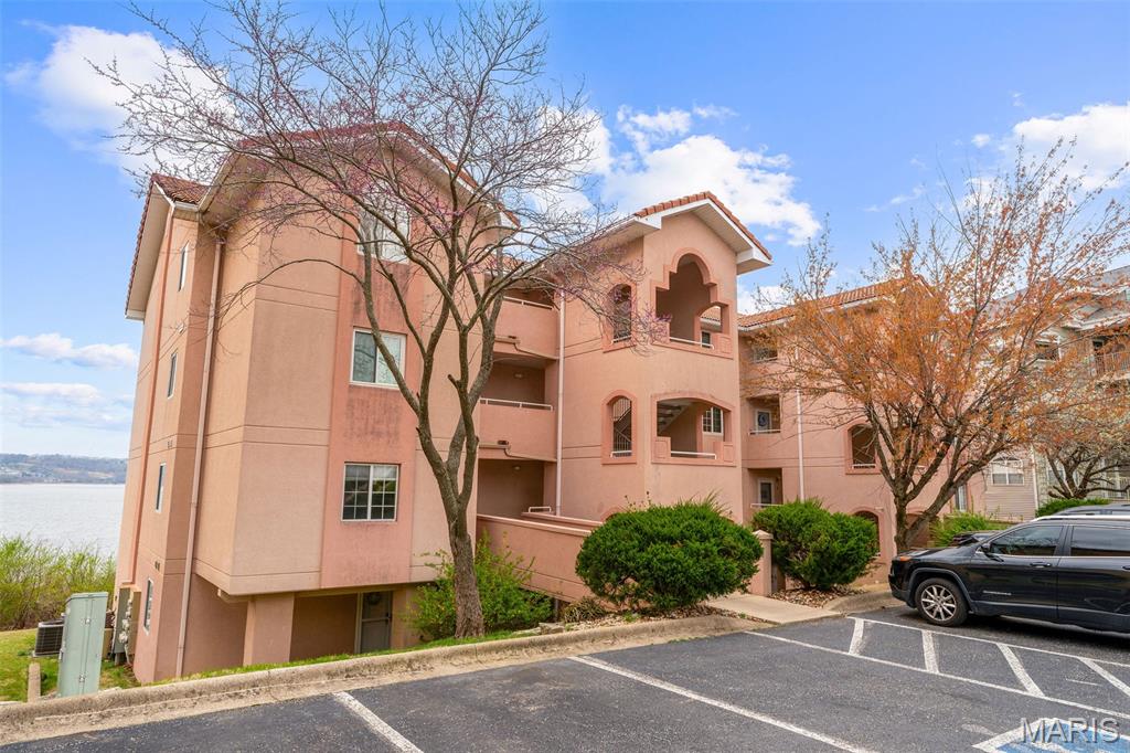 Emerald Pointe - Residential
