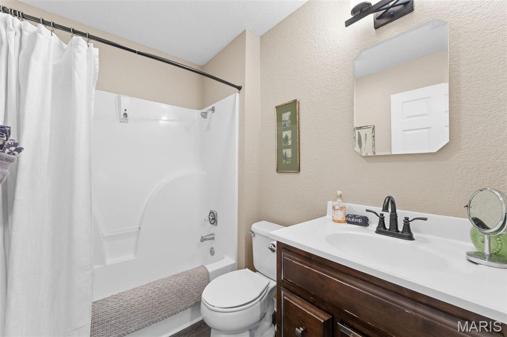 Emerald Pointe - Residential