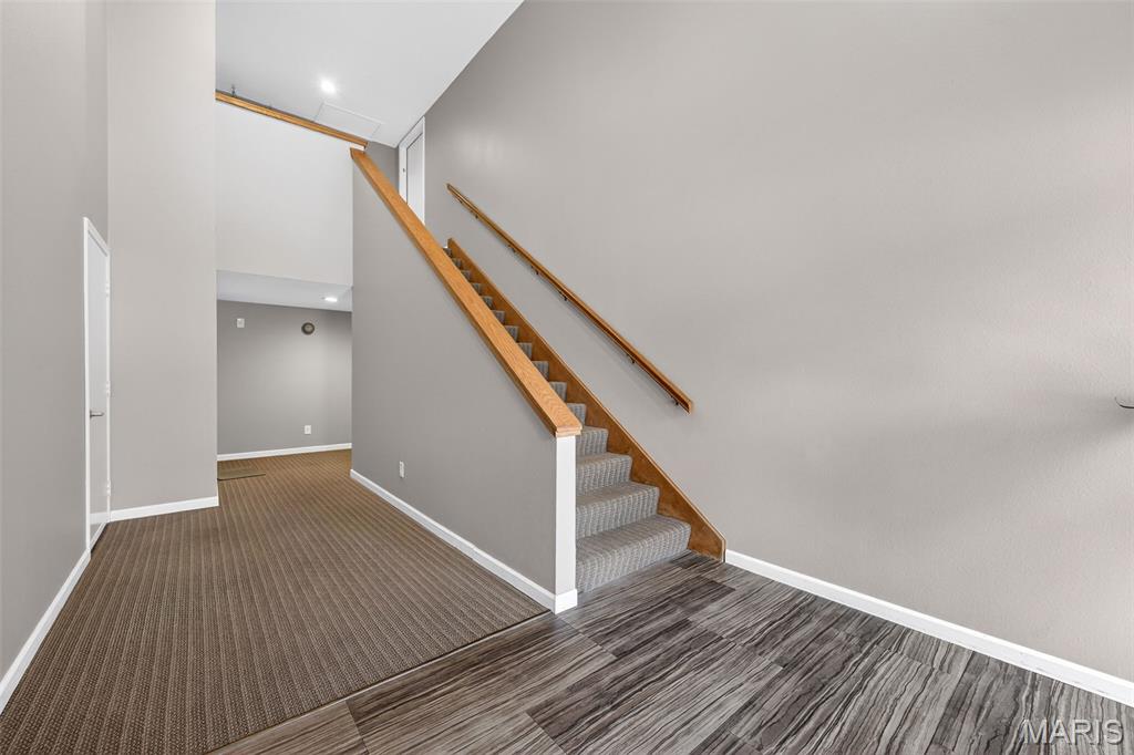 Royal Pines Condo 1 Second - Residential