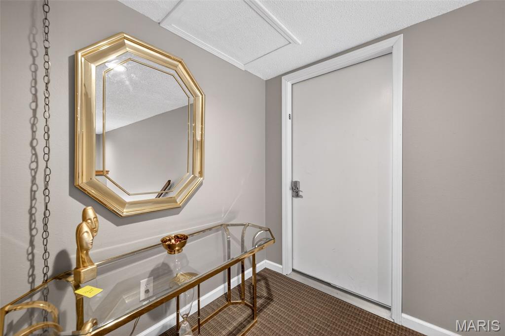 Royal Pines Condo 1 Second - Residential