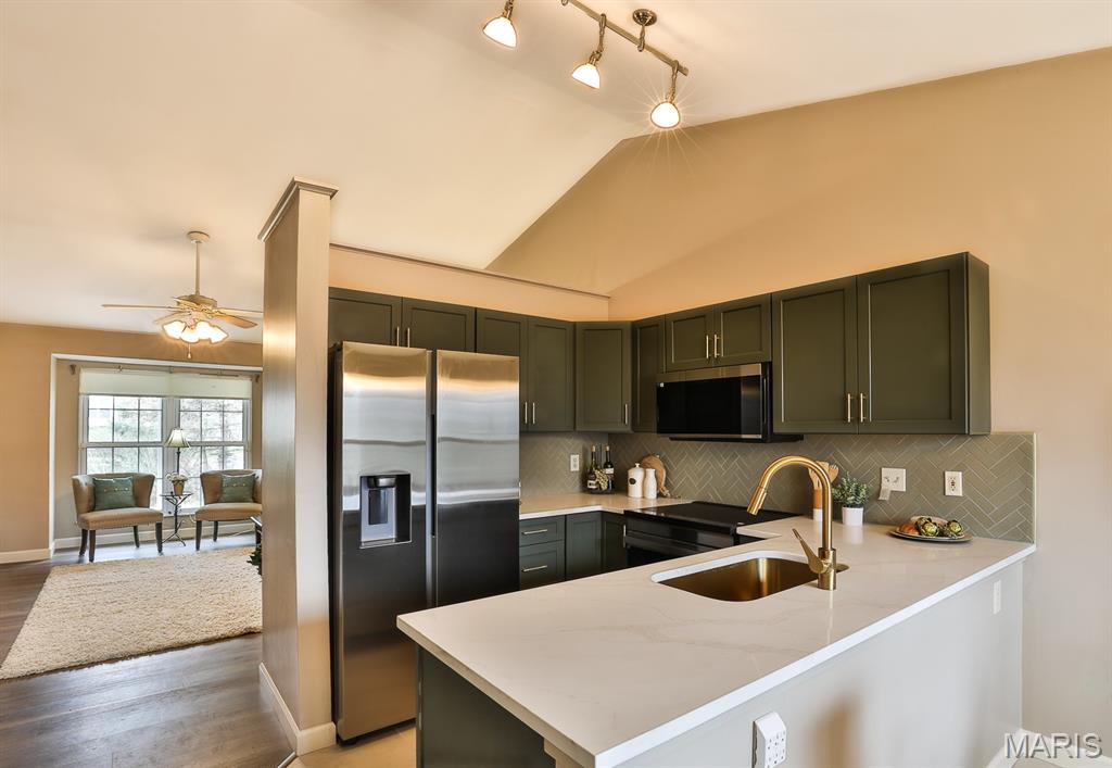 Crescent Ridge - Residential