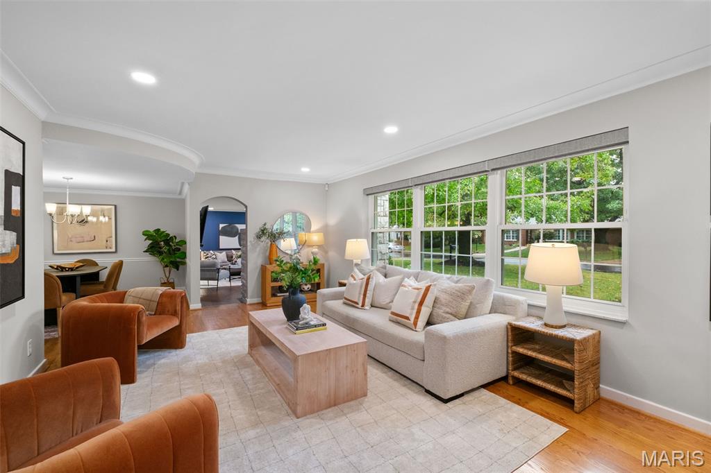 9015 Greenridge Drive