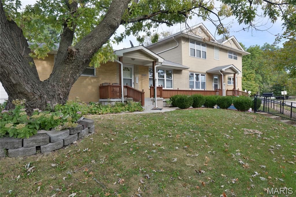 Photo of 4063 Bowen Street, St Louis, MO 63116 (MLS # 26028384)