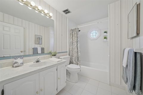 Tiny photo for 12848 Haverton Drive, Creve Coeur, MO 63141 (MLS # 25071957)