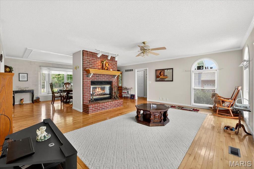 De Soto, Missouri 63020, United States, 3 Bedrooms Bedrooms, ,4 BathroomsBathrooms,Residential,Active,173632