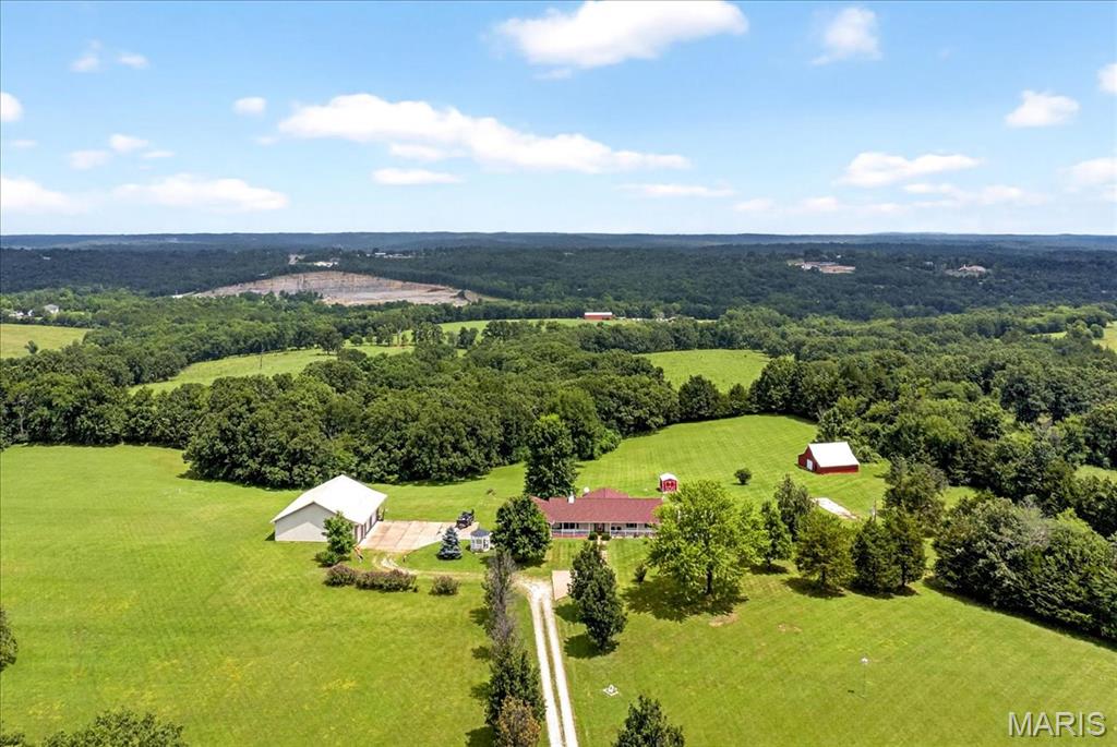 De Soto, Missouri 63020, United States, 3 Bedrooms Bedrooms, ,4 BathroomsBathrooms,Residential,Active,173632