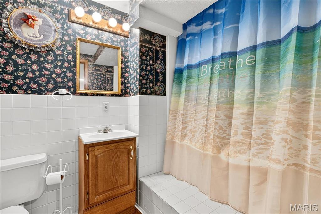 De Soto, Missouri 63020, United States, 3 Bedrooms Bedrooms, ,4 BathroomsBathrooms,Residential,Active,173632