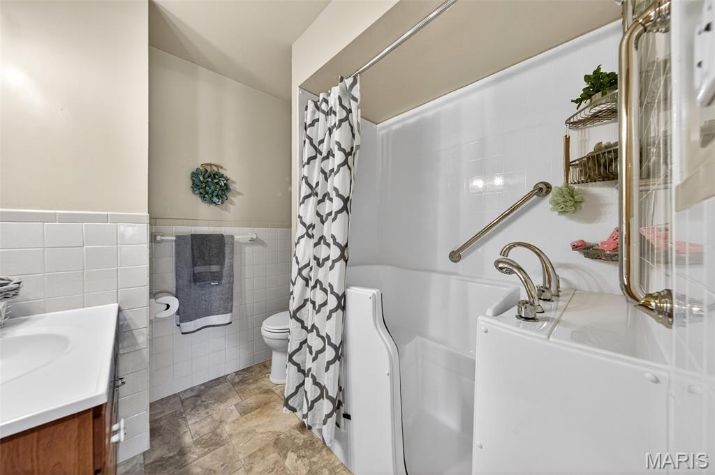 St Chas Common - Residential