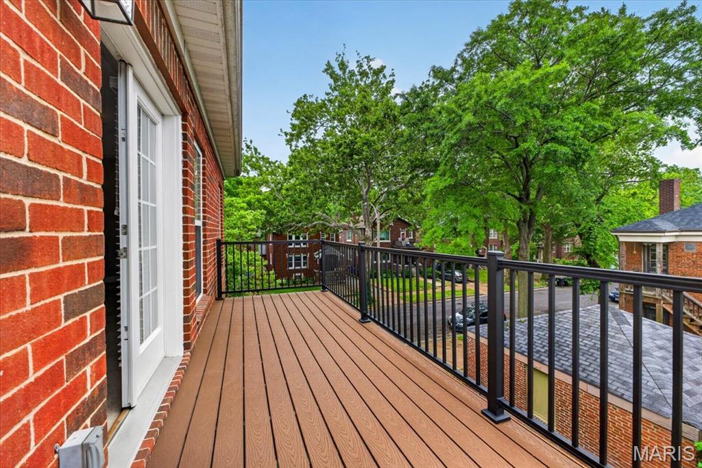 Residences Of Tulane Condo The - Residential Lease