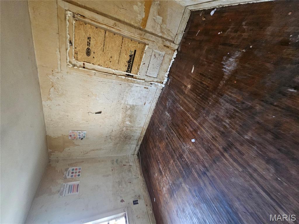 Town/Bourbon - Residential